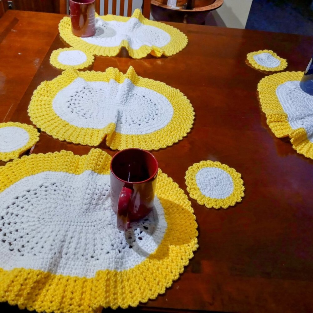 PLACEMAT & COASTER SET